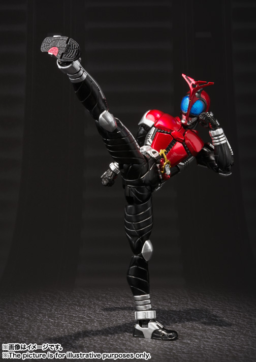 S.H.Figuarts（真骨彫製法） 仮面ライダーカブト ライダーフォーム 06