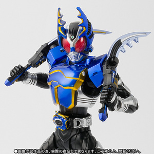 S.H.Figuarts（真骨彫製法） 仮面ライダーガタック ライダーフォーム 01