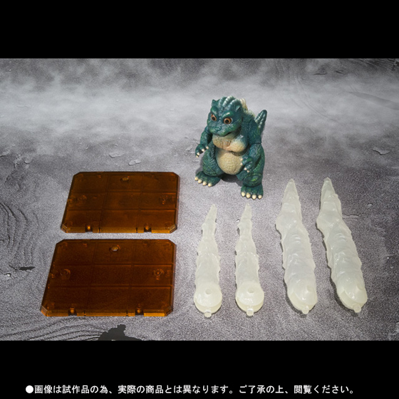 S.H.MonsterArts リトルゴジラ＆結晶体セット 09