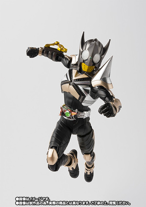 S.H.Figuarts（真骨彫製法） 仮面ライダーパンチホッパー 07